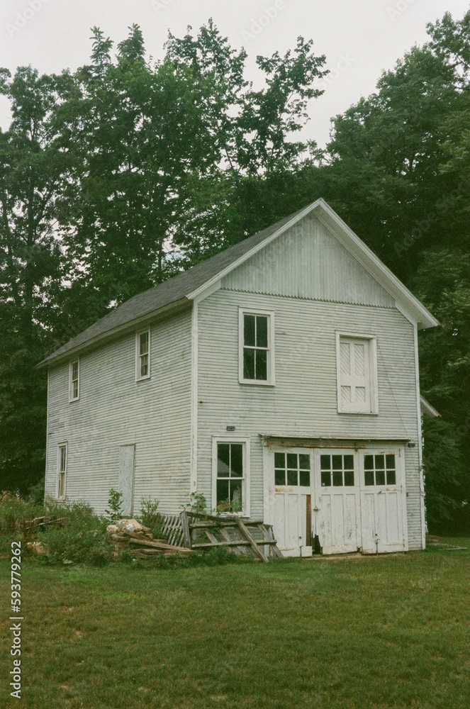 Barn in the summer, 35mm Barn in the summer, 35mm