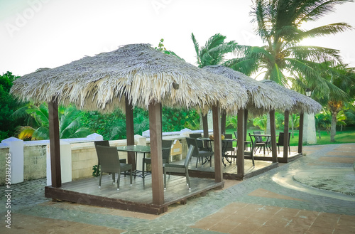 Fototapeta Naklejka Na Ścianę i Meble -  Tropical  outdoor dining area