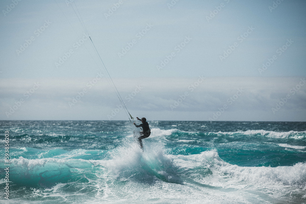 Obraz premium surfing the waves