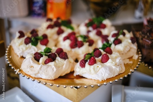 Obraz na płótnie Ciasta, ciastka i ciasteczka w salonie