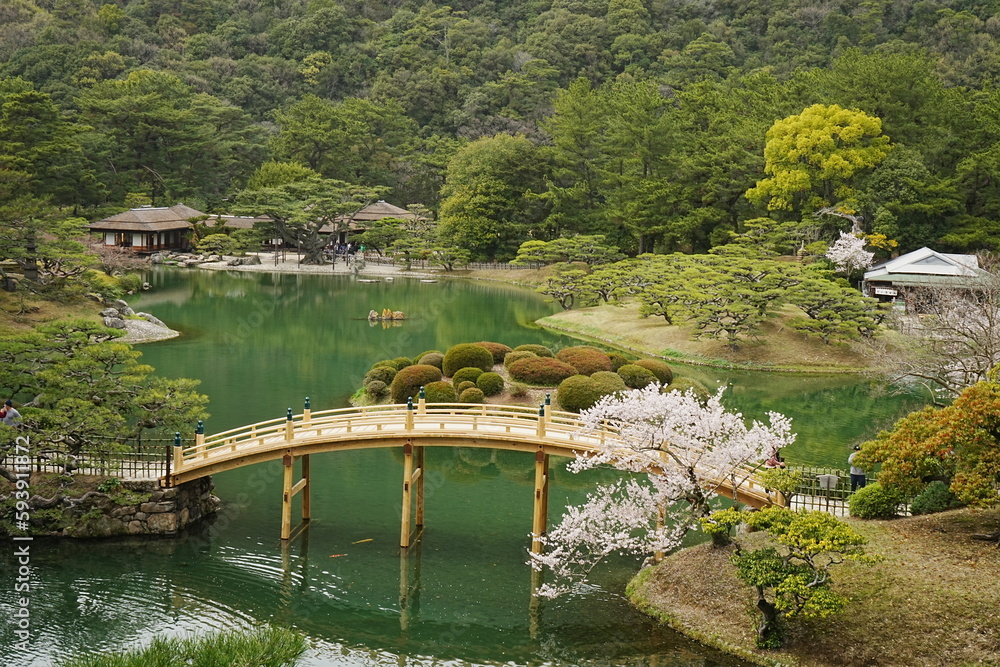 Traditional Bridge, Pond and Japanese Garden at Ritsurin Garden Park in Takamatsu, Kagawa, Japan - 日本 香川 高松 栗林公園 日本庭園 池 迎春橋