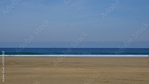 Fototapeta Naklejka Na Ścianę i Meble -  Mar en el horizonte y playa