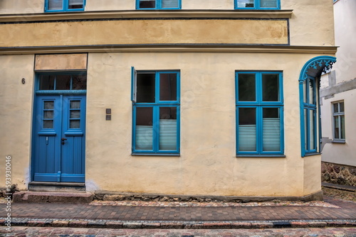 teterow  deutschland - pittoreske hausecke in der altstadt