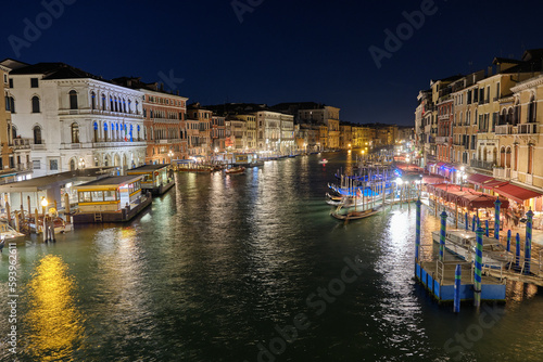 Venice  Italy  night view of Rialto Bridge   Ponte Rialto   on Canal Grande in Venice