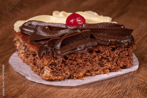 Two love brownie, with white and dark chocolate plus cherry © Klinsmann