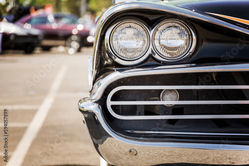 Headlight of a classic american car © Mariusz Blach