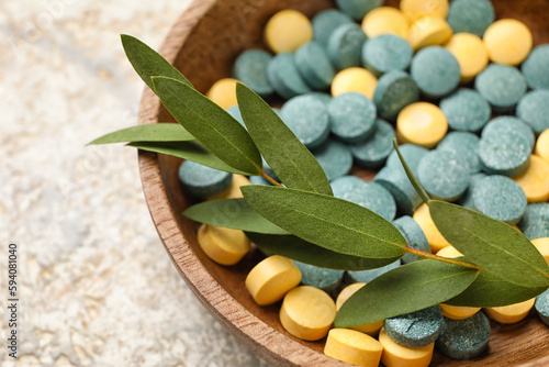 Natural herbal medicine pil...
