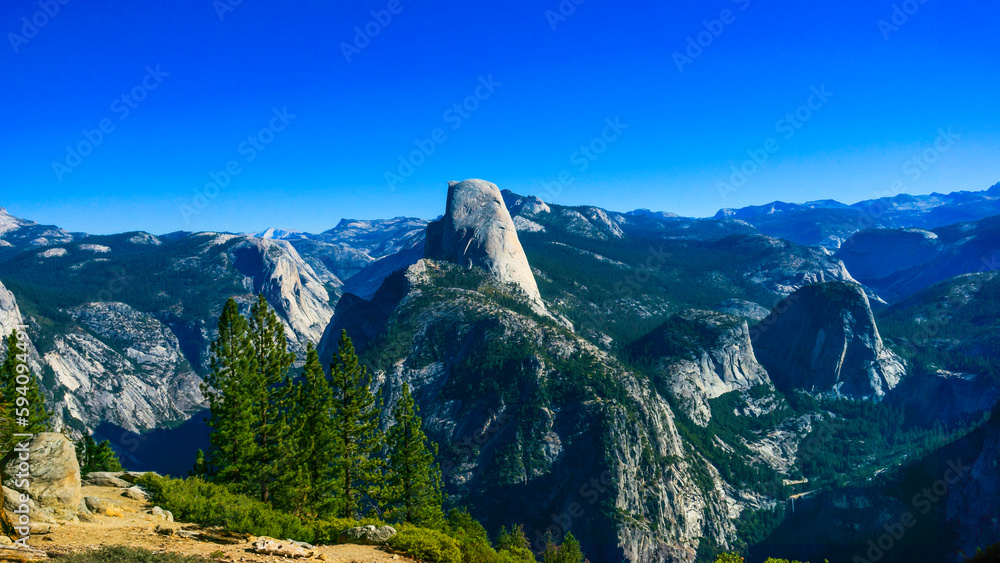 Yosemite National Park in California’s Sierra Nevada mountains, California, USA	