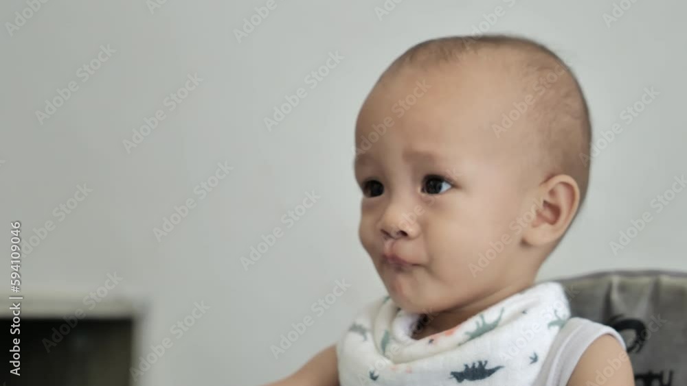 Baby feels strange about the food he eats Baby feels strange about the food he eats