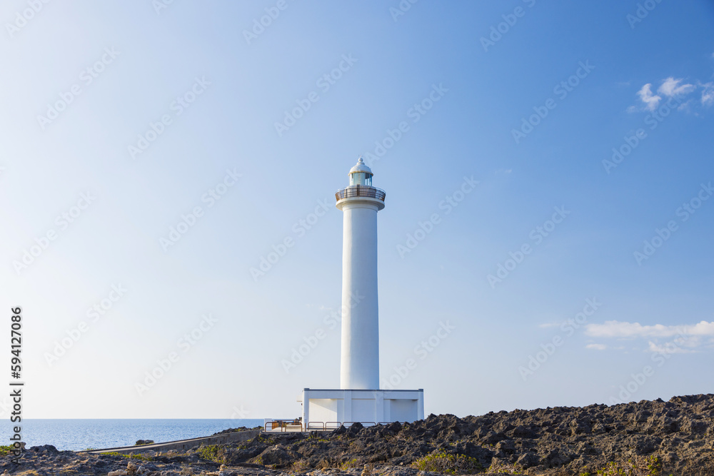 沖縄-残波岬の灯台-