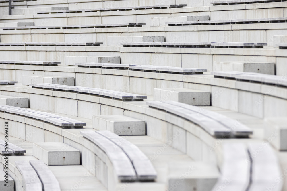 Obraz premium Seating area made of concrete in a large outside venue
