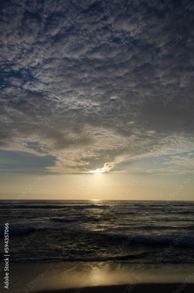 Obraz premium sunset over the sea