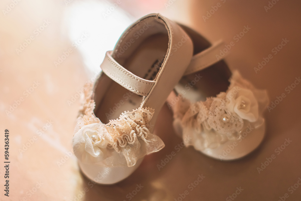 Dekorative Babyschuhe für Mädchen. Dekorative Babyschuhe für Mädchen.