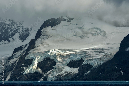 Εκτύπωση καμβά Slow covered glacier on south coast of Elephant Island in Antarctica