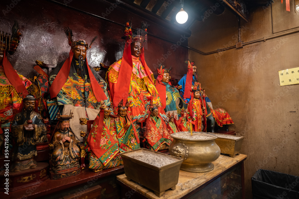Man Mo Temple, Hong Kong, is a temple for the worship of the Civil or Literature God Man Tai and the Martial God Mo Tai, It's oldest temple located on Sheung Wan district