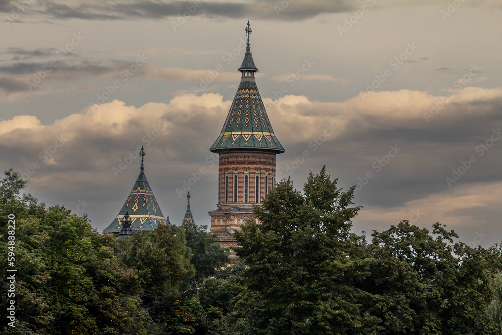 Fototapeta premium Steeple of the Timisoara Metropolitan Cathedral, or Catedrala Mitropolitana, at dusk. The Metropolitan Cathedral is the main romanian orthodox church of Timisoara, Romania.