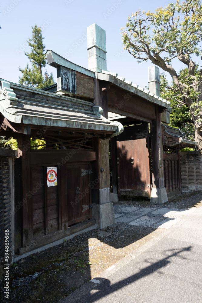 Honjin gate of Fuchu Station on old Koshu Road