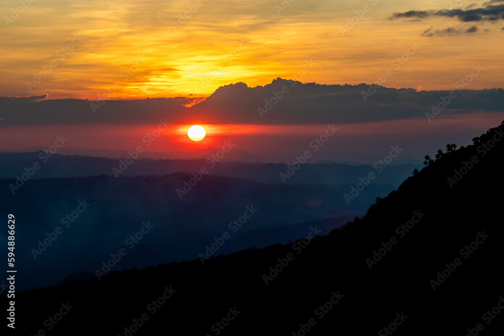 Sunset on Phu Kradueng Cliff Sunset on Phu Kradueng Cliff