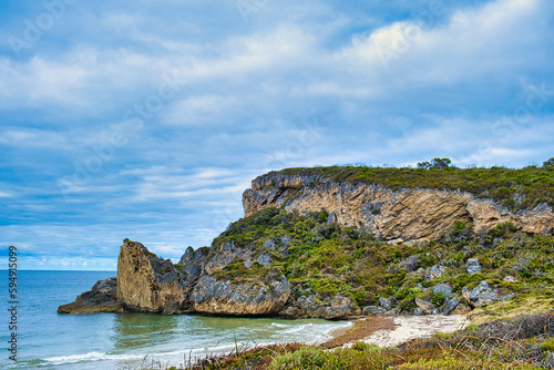 Cathedral Rock, a collapsed, overgrown limestone cliff along the Coastal Survivors Walk in D’Entrecasteaux National Park, close to Windy harbour, Western Australia
