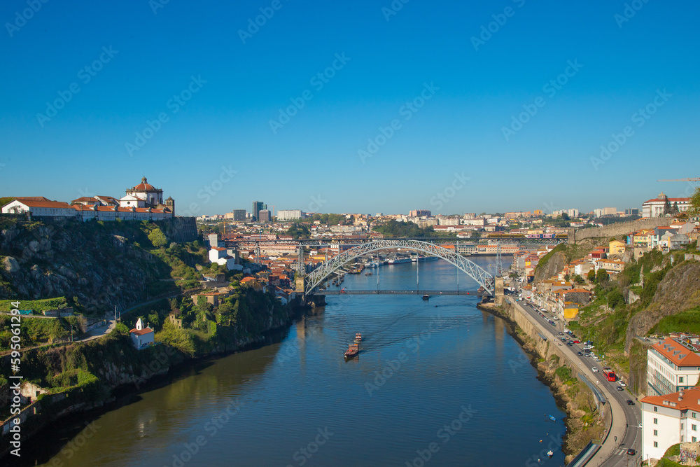 Fototapeta premium Puente Don Luis Primero, Oporto, Gaia, Portugal