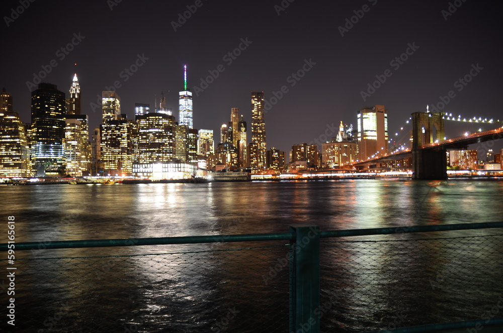 brooklyn bridge night