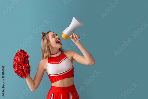 Beautiful cheerleader shout...