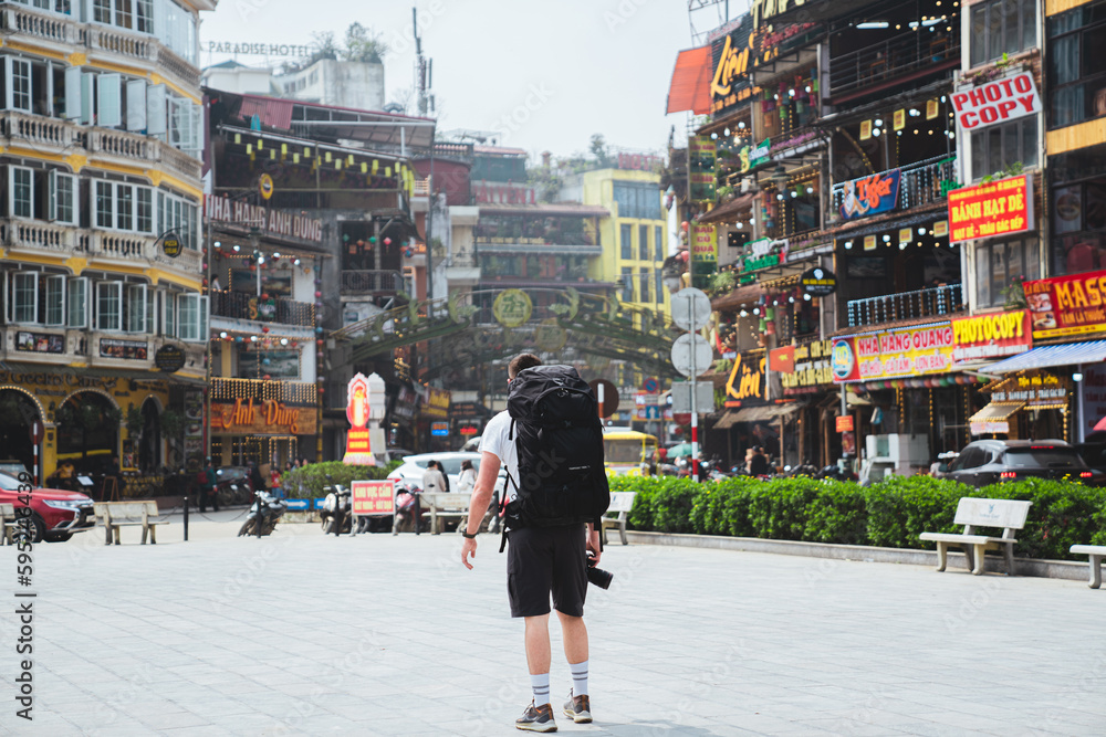Fototapeta premium backpacker in sapa vietnam