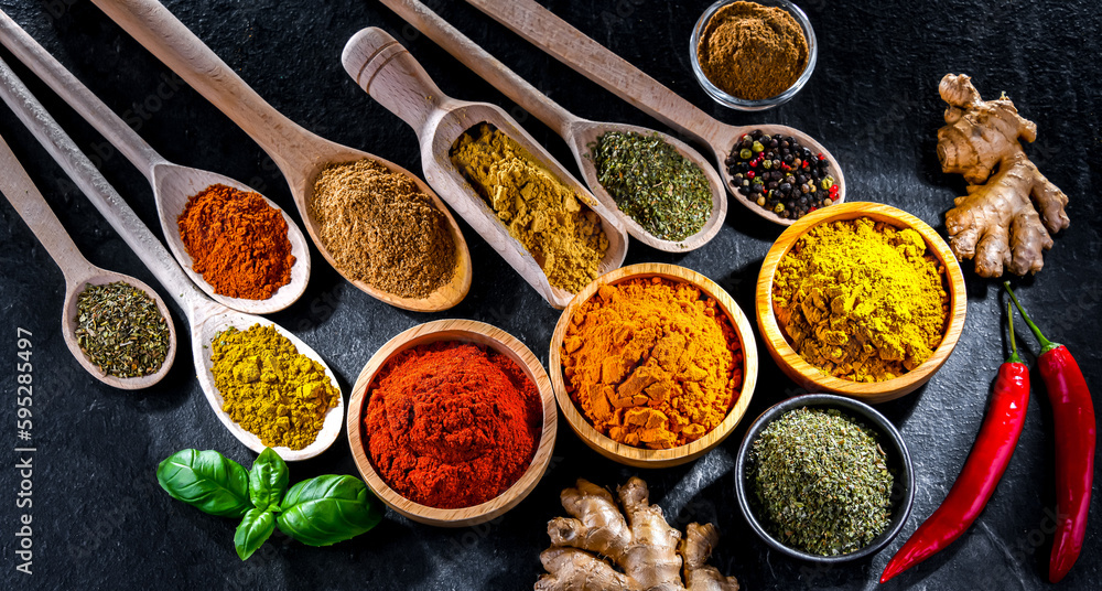 Composition with assortment of spices and herbs Composition with assortment of spices and herbs