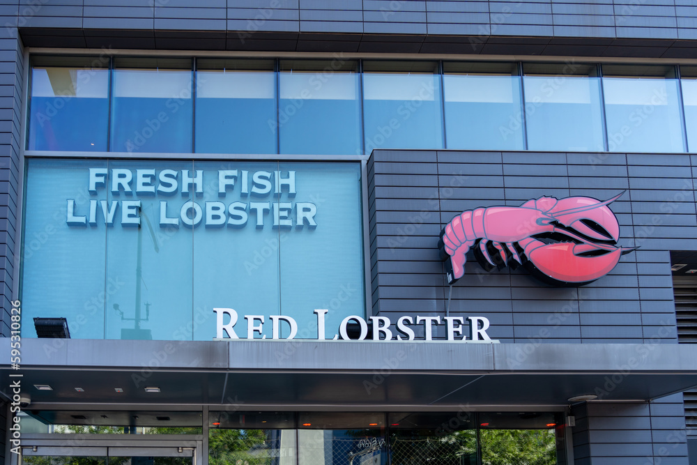 New York, NY, USA August 19, 2022 A Red Lobster restaurant in New York, USA. Red Lobster is a