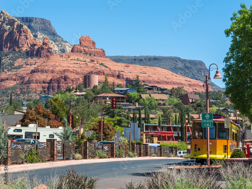 Tableau sur toile Sedona, AZ downtown street