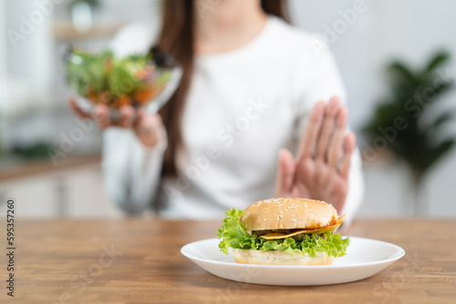 people reject to eat fast food for good health