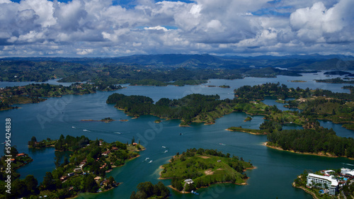 Guatapé un lugar increíble en Colombia 