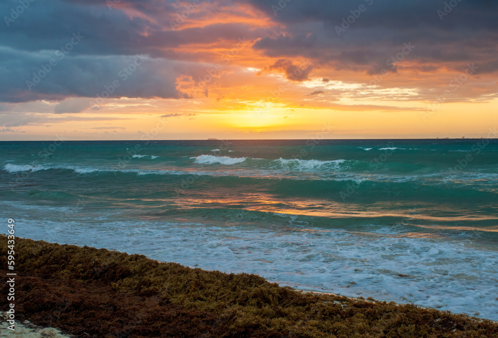 Fototapeta premium Playacar Beach, Quintana Roo, Sunrise, Mexico