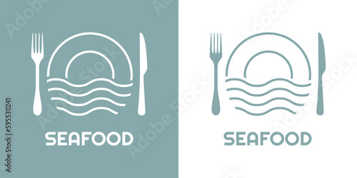 Logo restaurante con texto Seafood con plato lineal con olas de mar y cubiertos