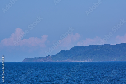 海上からの飛島  © osap1111