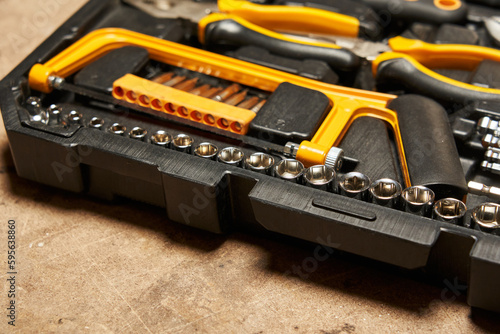 Wallpaper Mural a set of different-sized heads close-up in a set of bench tools Torontodigital.ca