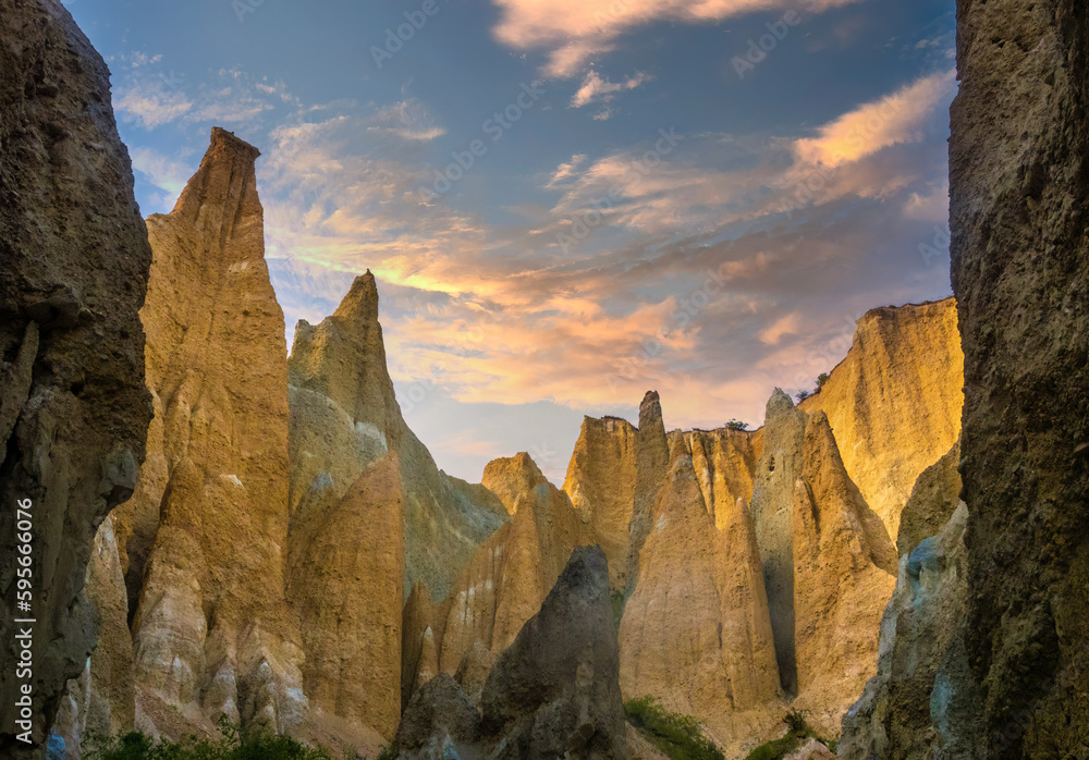 Omarama Clay Cliffs, extraordinary natural rock formations, Omarama, Mackenzie Basin, South Island New Zealand