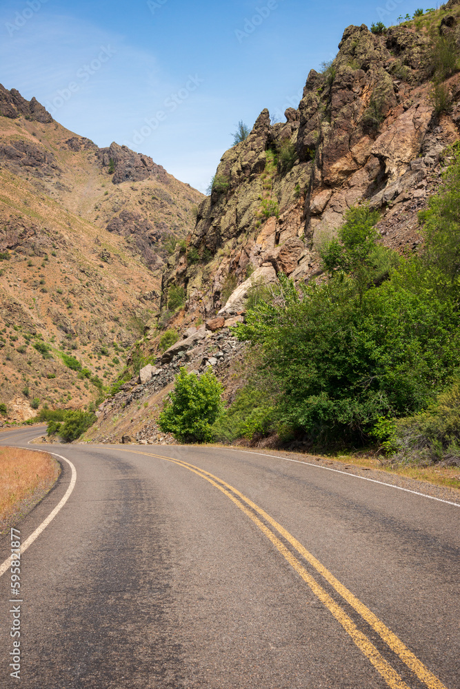 Road Through Hells Canyon National Recreation Area