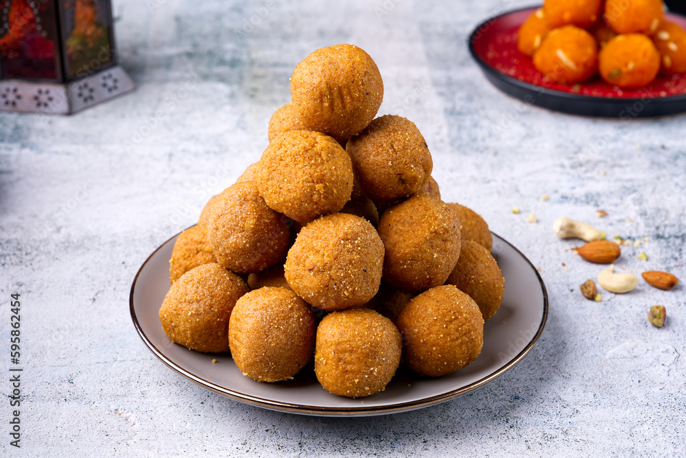 Besan Ladoo Besan Ladoo