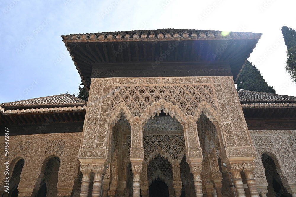 Fototapeta premium Patio de los Leones en la Alhambra de Granada