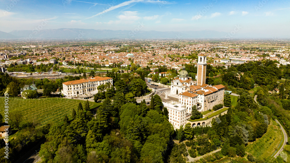 Obraz premium Aerial footage of an italian monastery on a sunny day