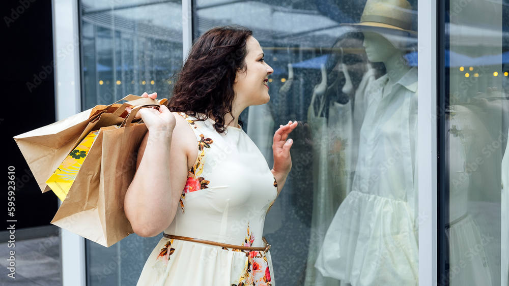 How to Shop for Summer Fashion on a Budget. Choosing the Right Fabrics for Hot and Humid Summer