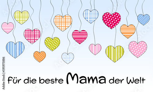Für die beste Mama der Welt - Schriftzug in deutscher Sprache. Grußkarte mit pastellfarbenen Herzen auf hellblauem Hintergrund.