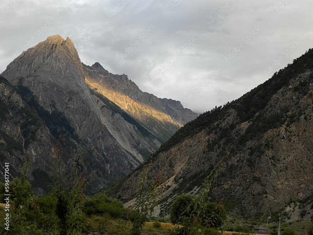 Fototapeta premium mountains in the mountains