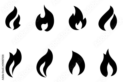 燃える炎のデザインアイコンのセット
