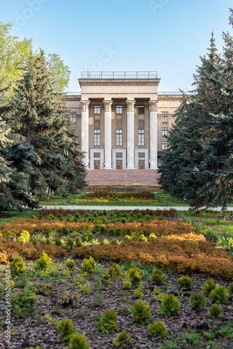 the palace in the park