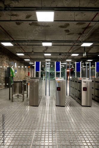 Subwaystation in Barcelona, Controlpoint