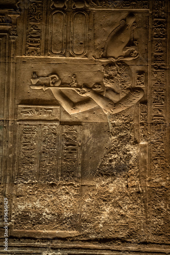 Hieroglyphen, Hathor-Tempel, Dendera, Ägypten