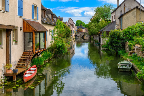 Fototapeta Naklejka Na Ścianę i Meble -  Eure River embankment with old houses in a small town Chartres, France