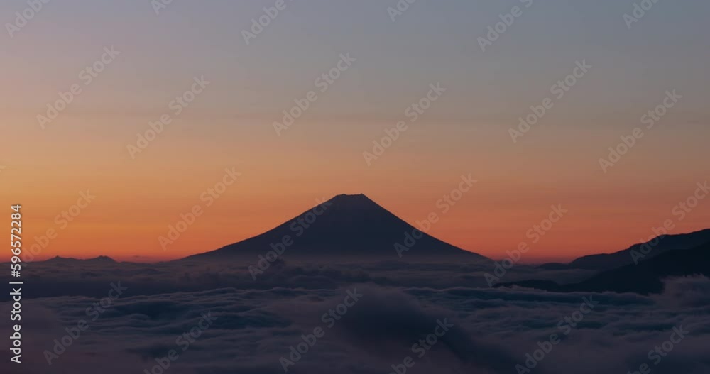 タイムラプス - 夜明けの富士山と雲海の動き 高ボッチ高原 タイムラプス - 夜明けの富士山と雲海の動き 高ボッチ高原